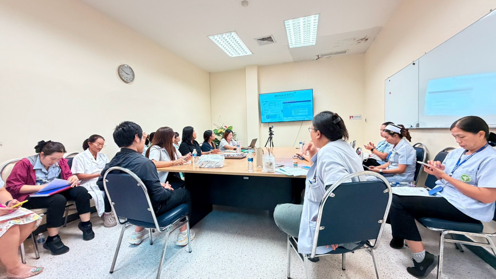 รูปประชุมติดตามผลการดำเนินงาน RLU ครั้งที่ 4/2569